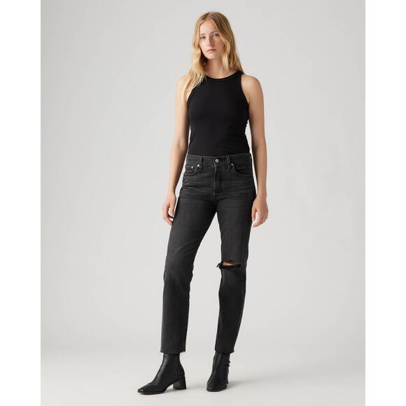 Levi’s Premium Wedgie Straight Ankle Jeans 26 Black Classic Edgy Street Fall - Picture 1 of 6